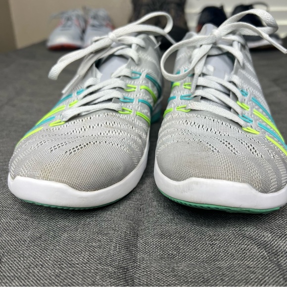 Nike “Free” TR6 in Gray with Neon Details Size 6.5 - Picture 2 of 15
